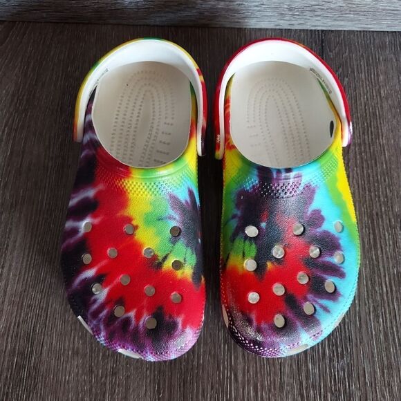 CROCS Classic Tie Dye Graphic Clogs Shoes Rainbow 🌈Size M5/W7 - Picture 3 of 8